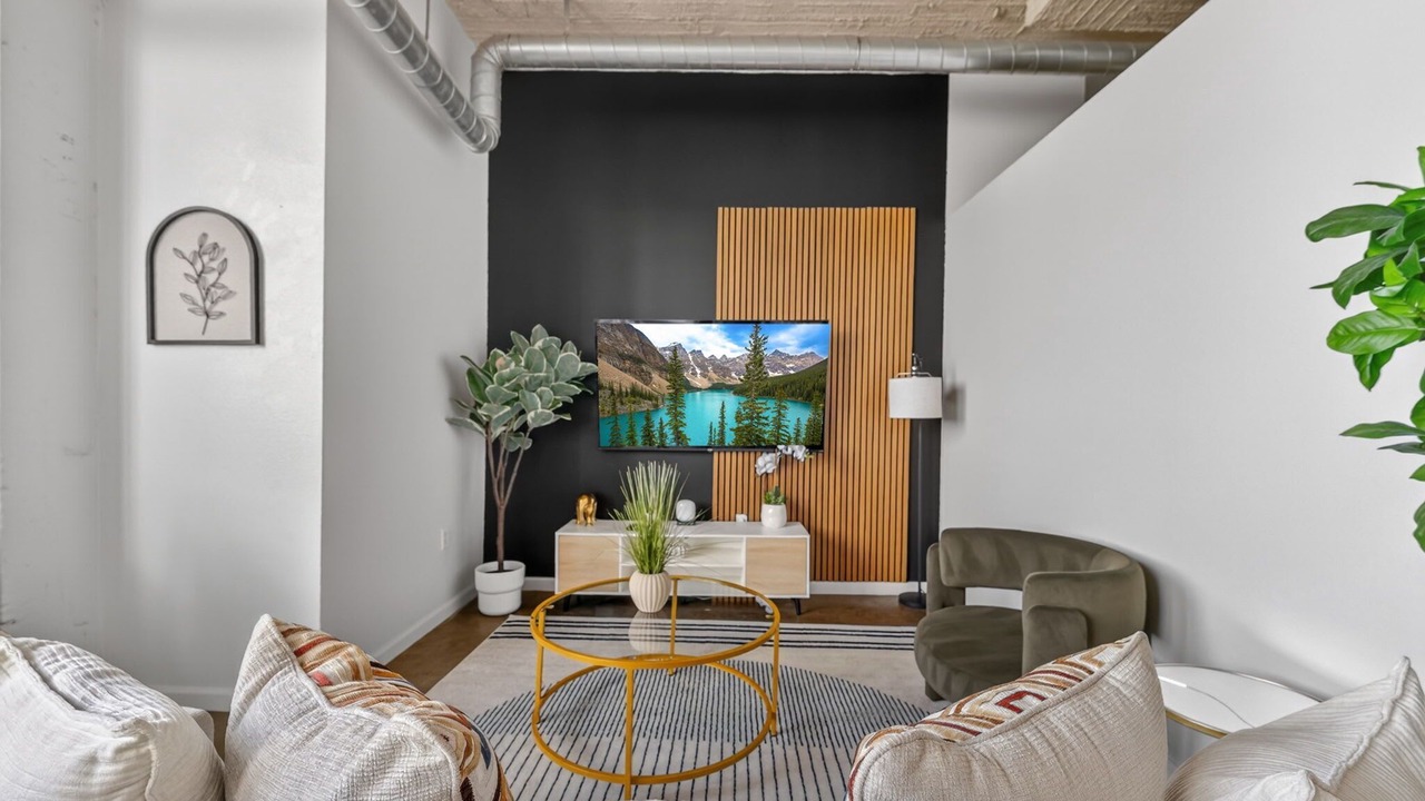 Photo of Livingroom in River Market