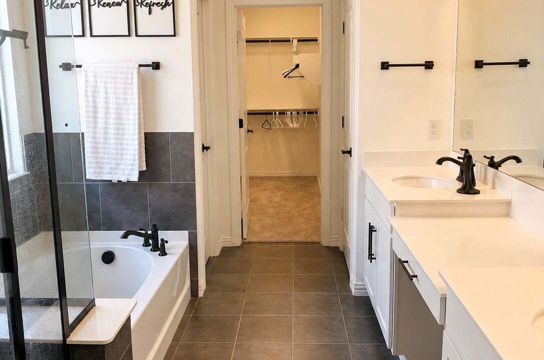 Photo of Bathroom in Aubrey