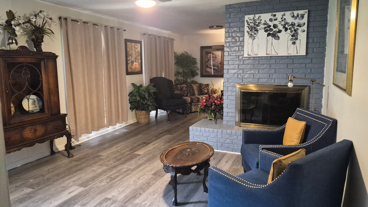 Photo of Livingroom in Jacksonville