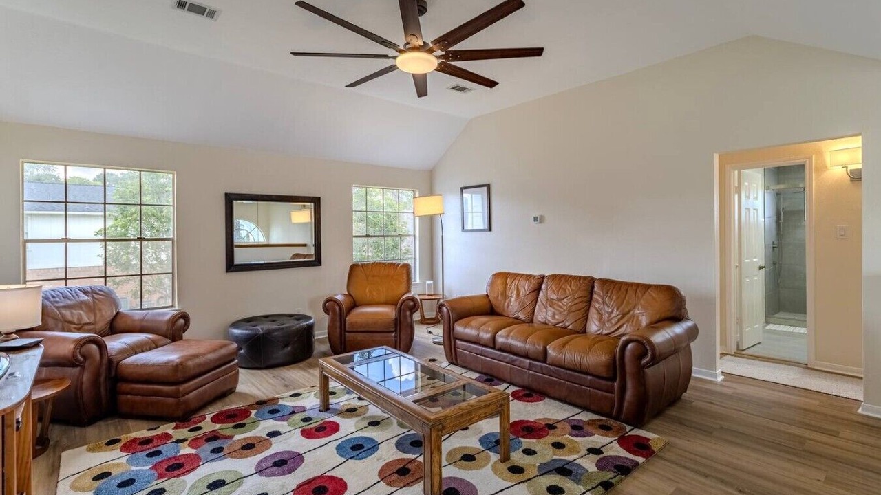 Photo of Livingroom in Sugar Land