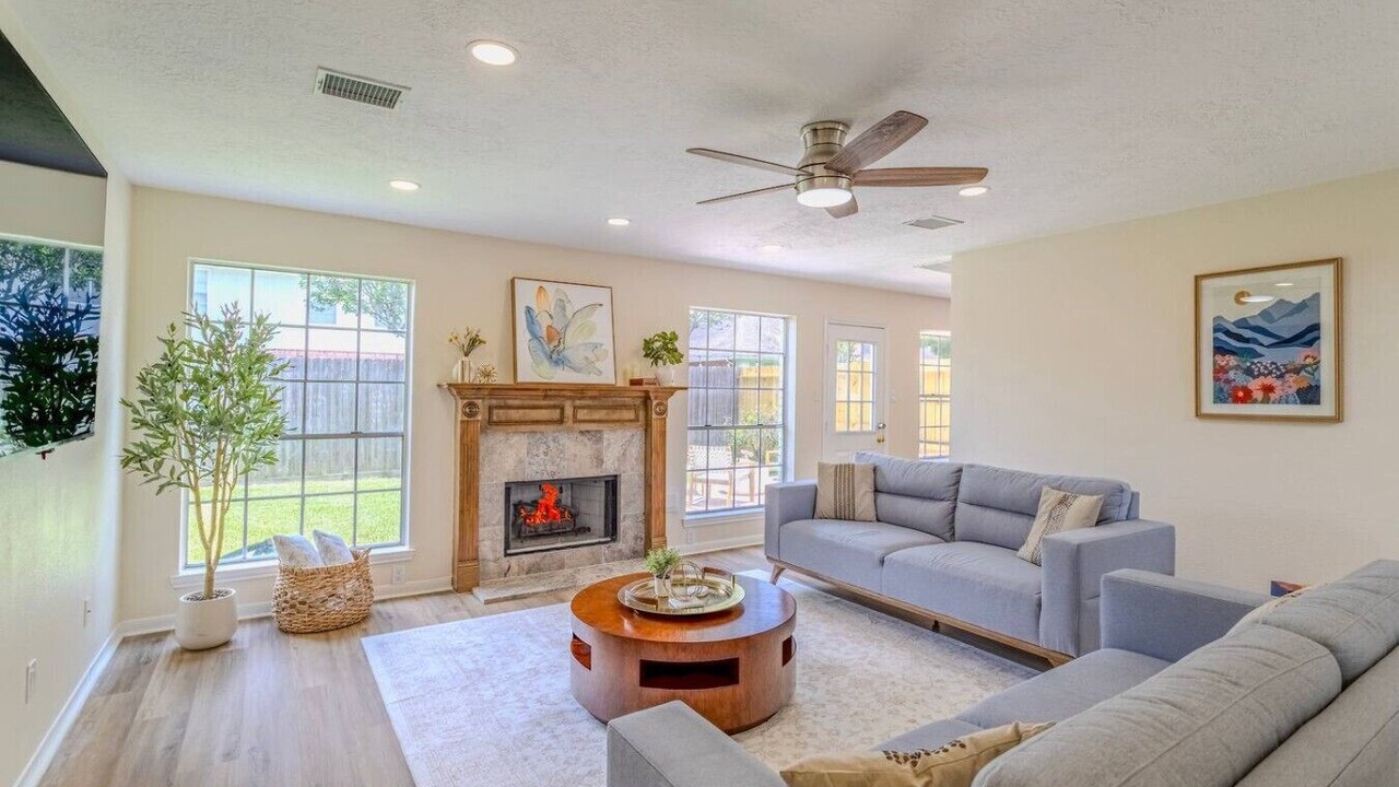 Photo of Livingroom in Sugar Land