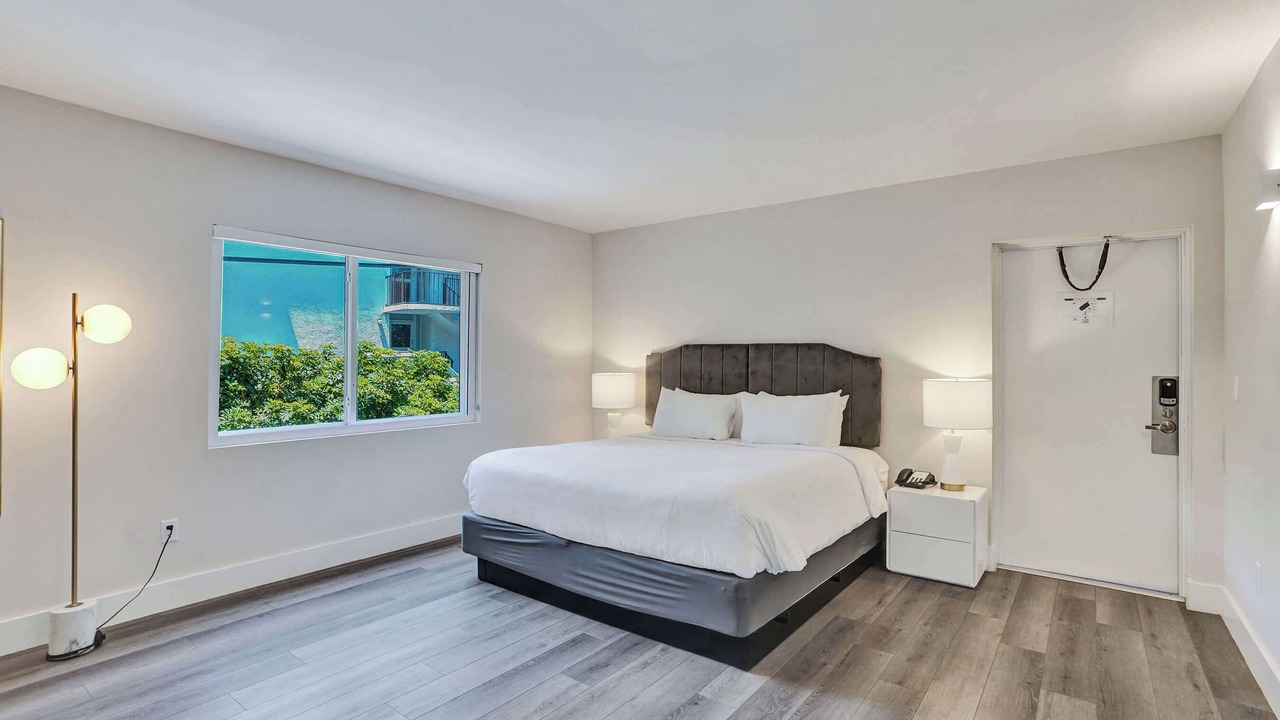 Photo of Bedroom in Galt Mile
