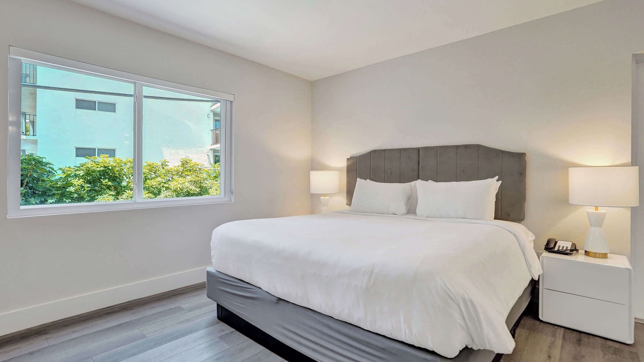 Photo of Bedroom in Galt Mile