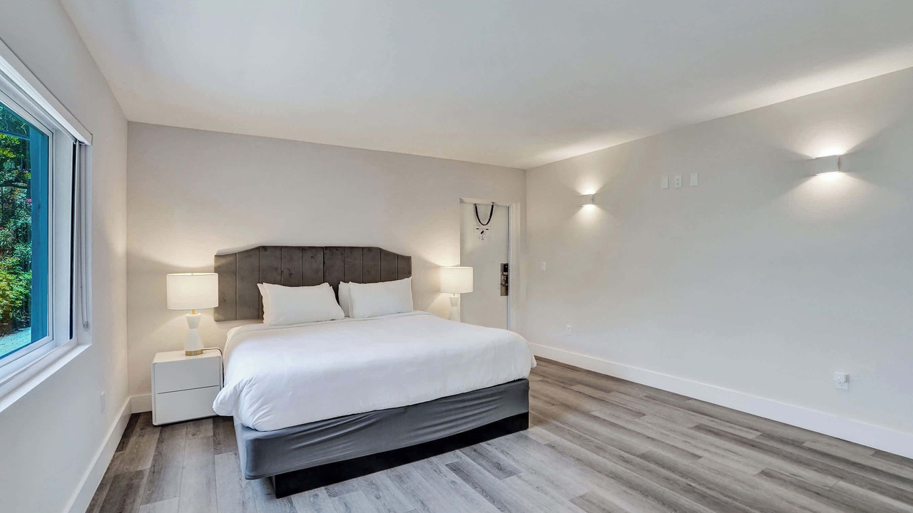 Photo of Bedroom in Galt Mile