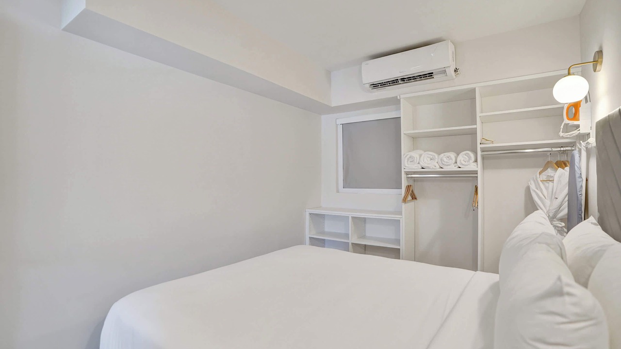 Photo of Bedroom in Galt Mile