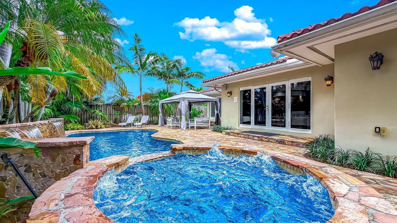 Photo of Outdoor in Coral Ridge