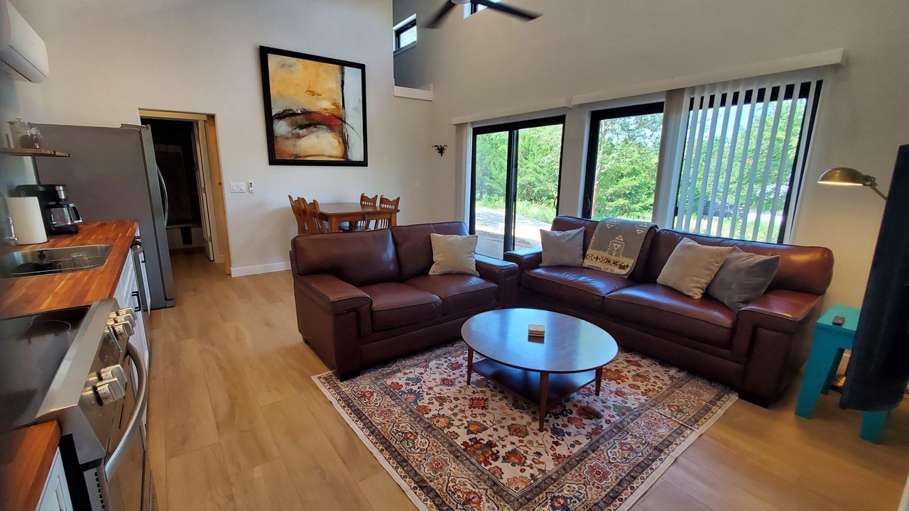 Photo of Livingroom in Pittsburg