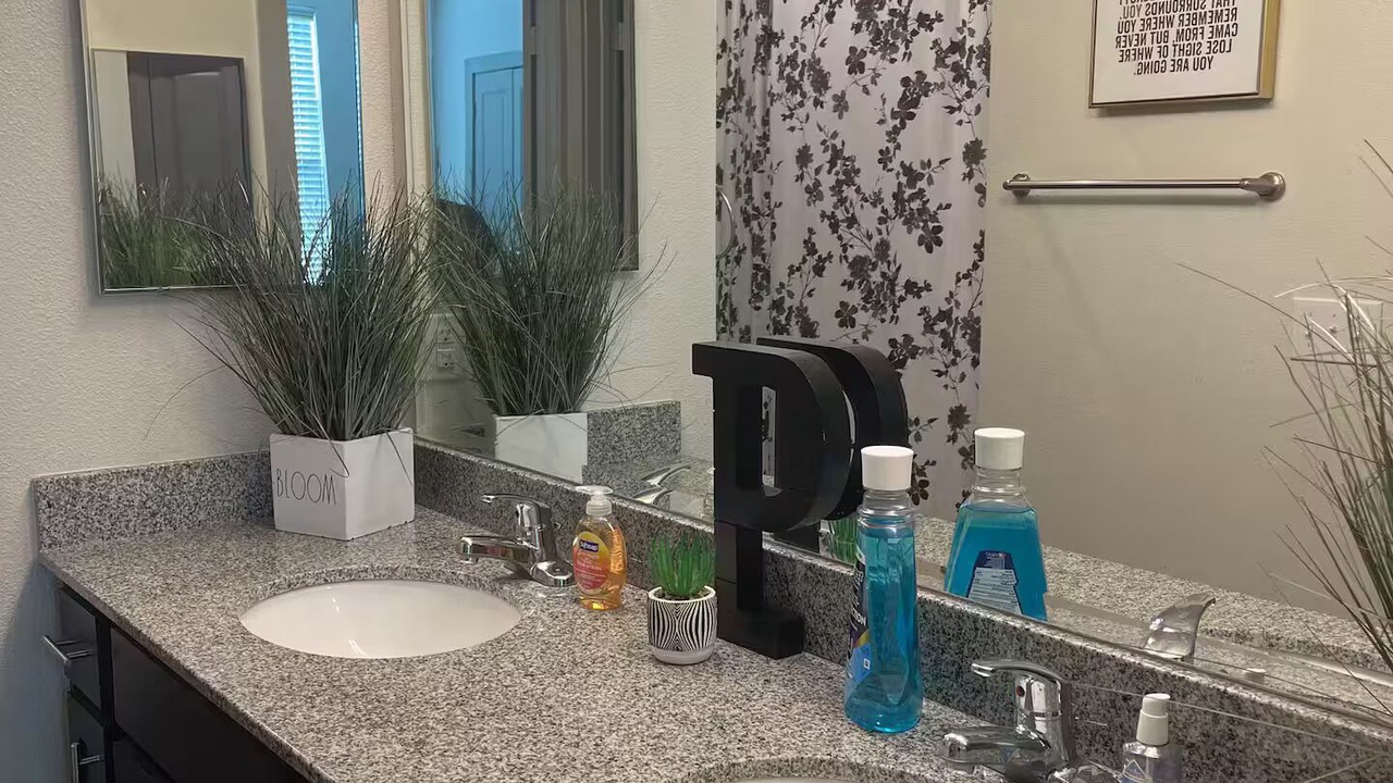 Photo of Bathroom in Farmers Branch