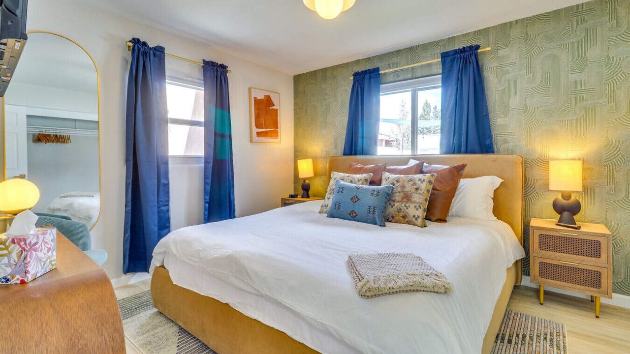 Photo of Bedroom in Near North Valley