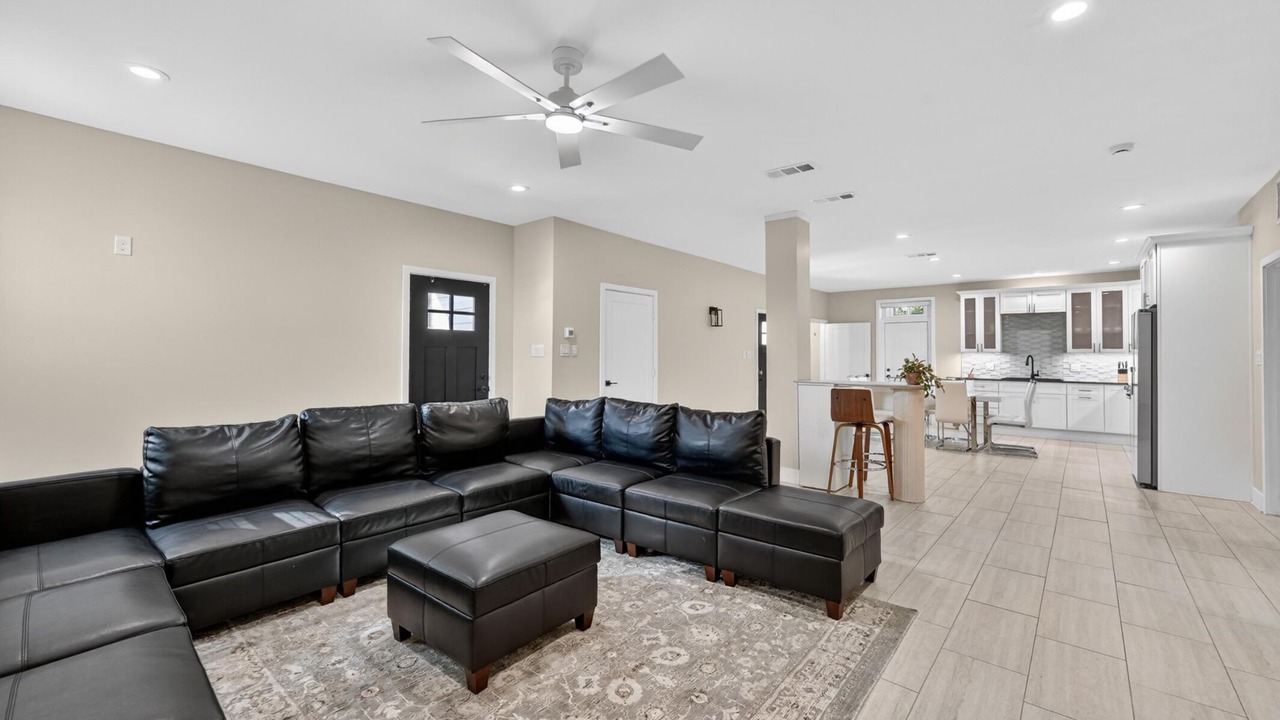 Photo of Livingroom in South Dallas - Fair Park