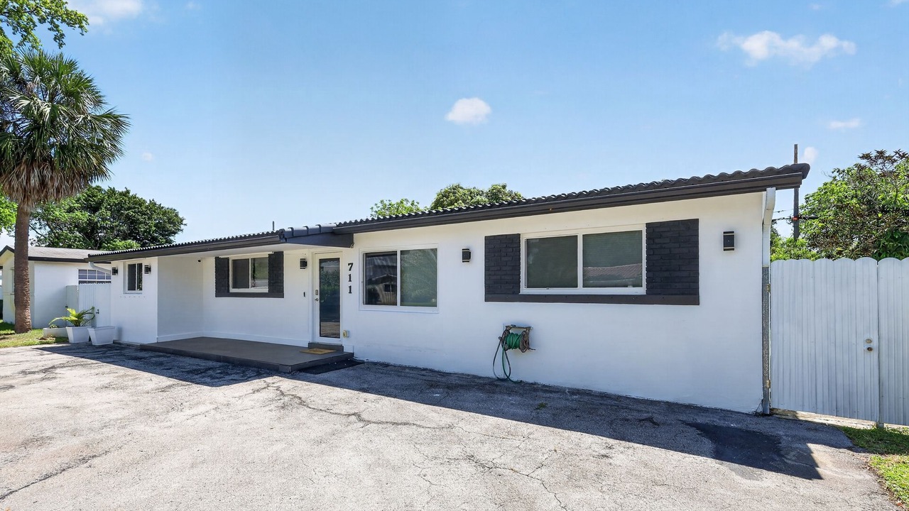 Photo of Outdoor in Pembroke Pines