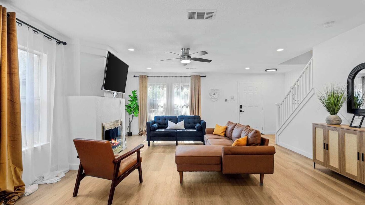 Photo of Livingroom in Wetmore
