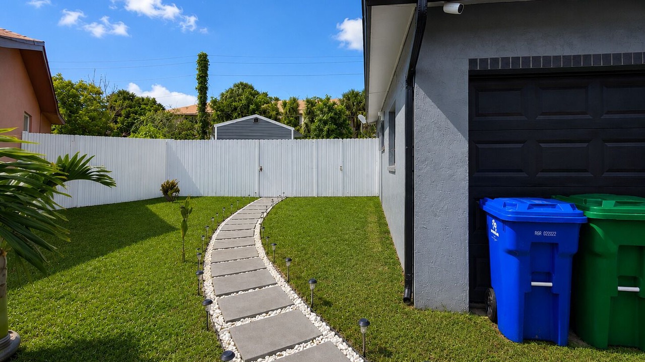 Photo of Outdoor in Miramar