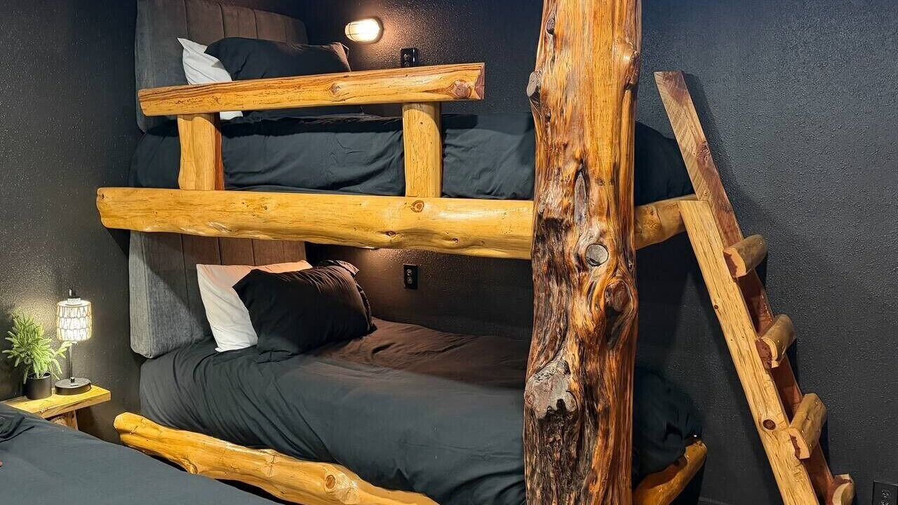 Photo of Bedroom in Board Camp