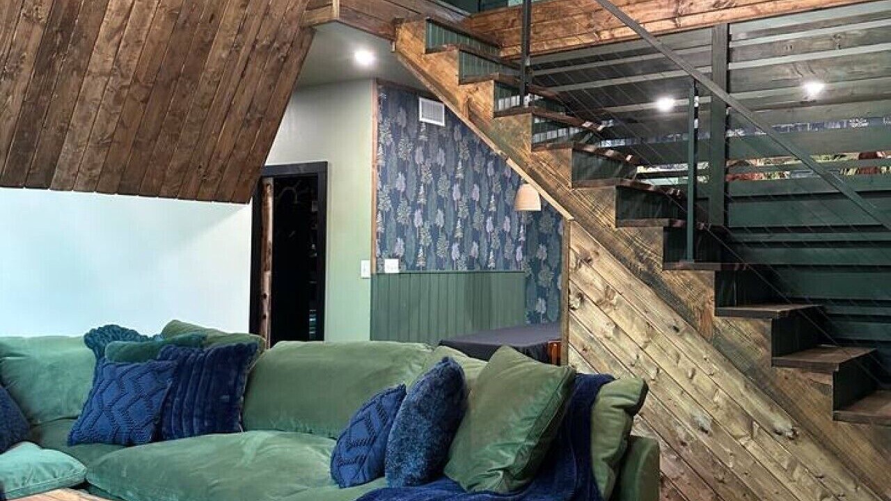 Photo of Livingroom in Board Camp