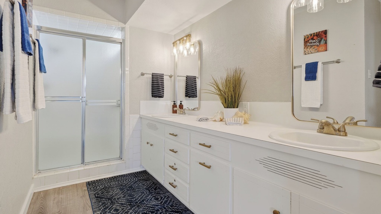 Photo of Bathroom in Key Allegro