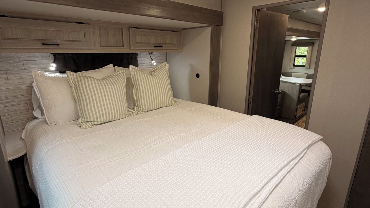 Photo of Bedroom in Springtown