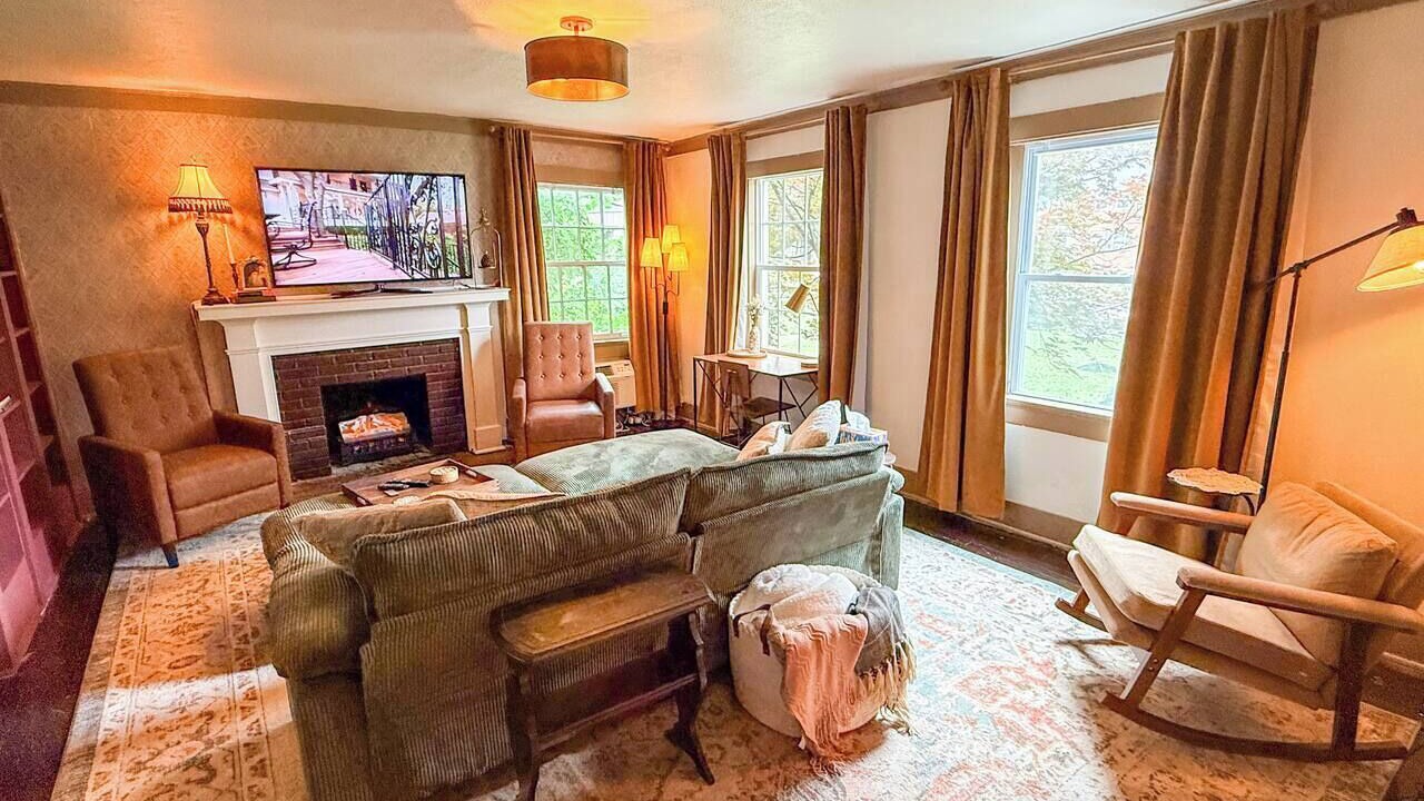 Photo of Livingroom in Kansas City