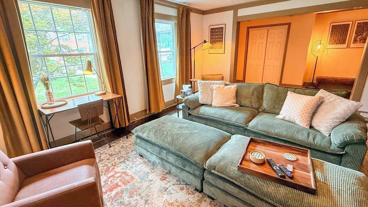 Photo of Livingroom in Kansas City