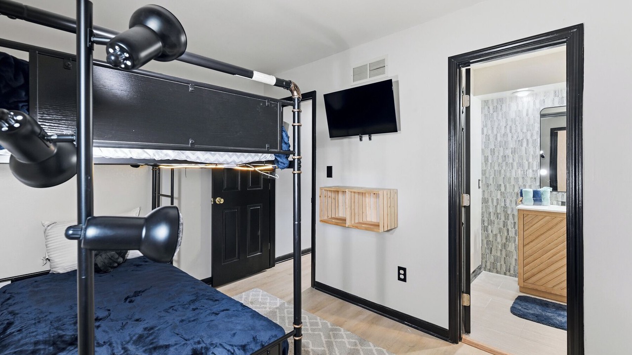 Photo of Bedroom in Waldron