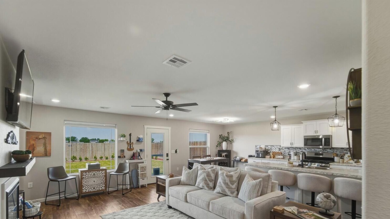 Photo of Livingroom in Garden City