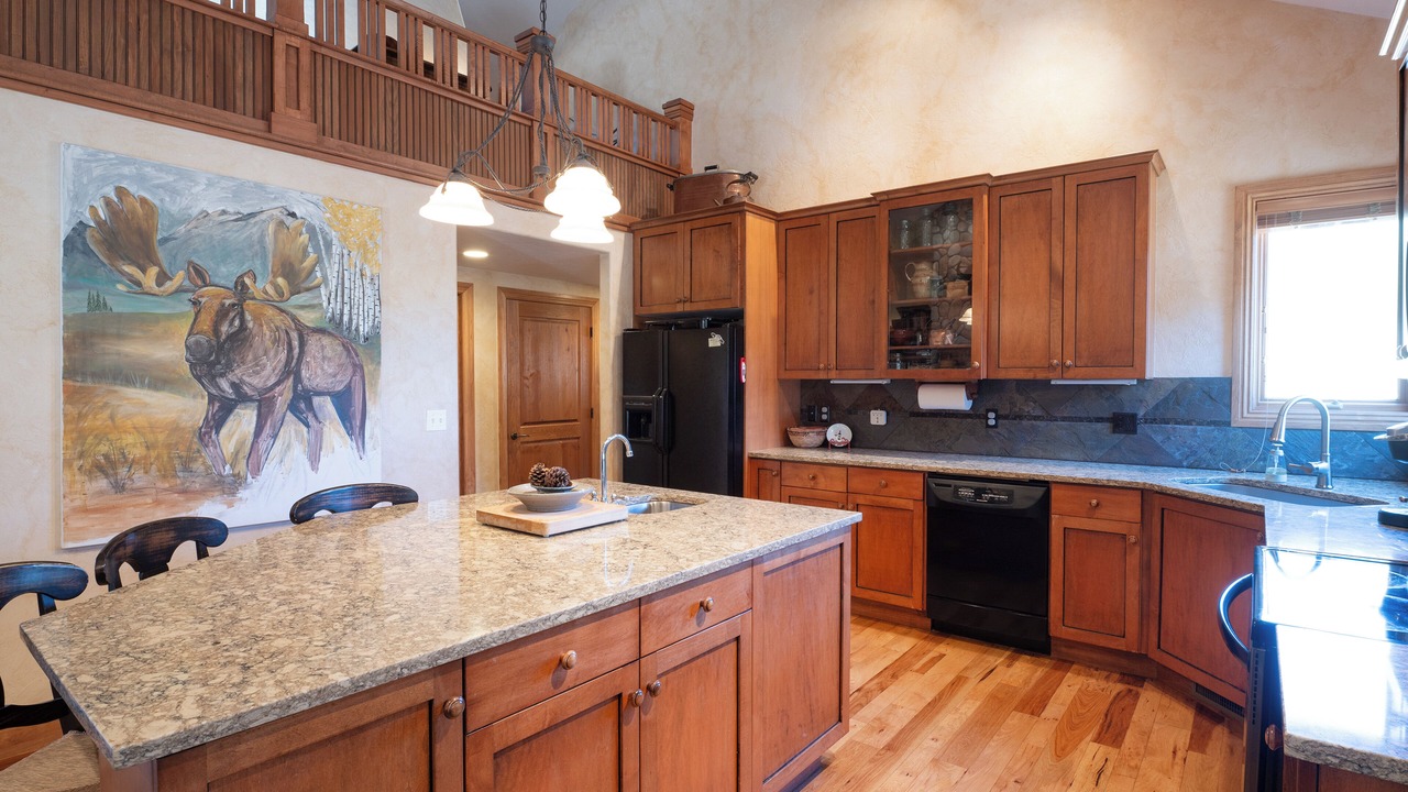 Photo of Kitchen in Pine