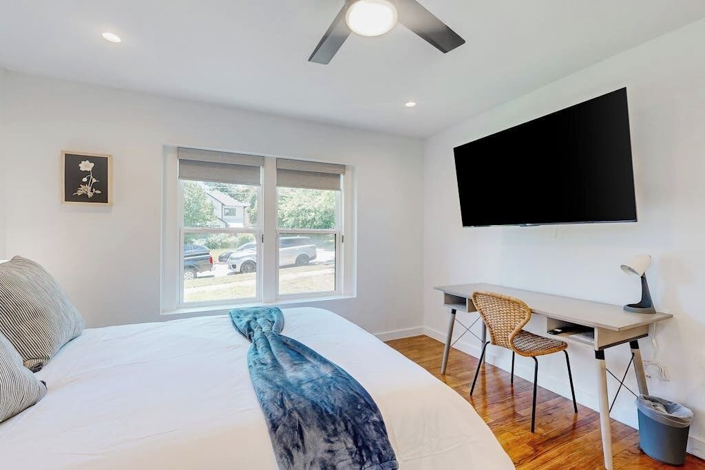 Photo of Bedroom in North University