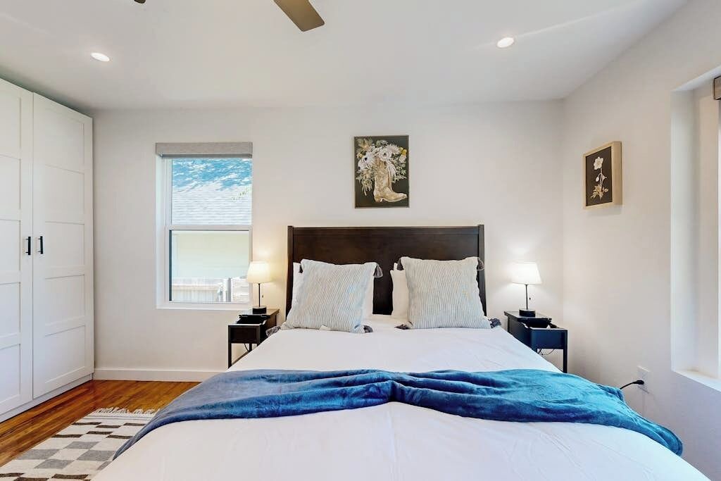 Photo of Bedroom in North University