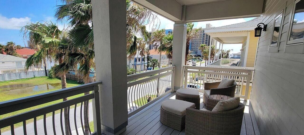 Photo of Patio Balcony in South Padre Island