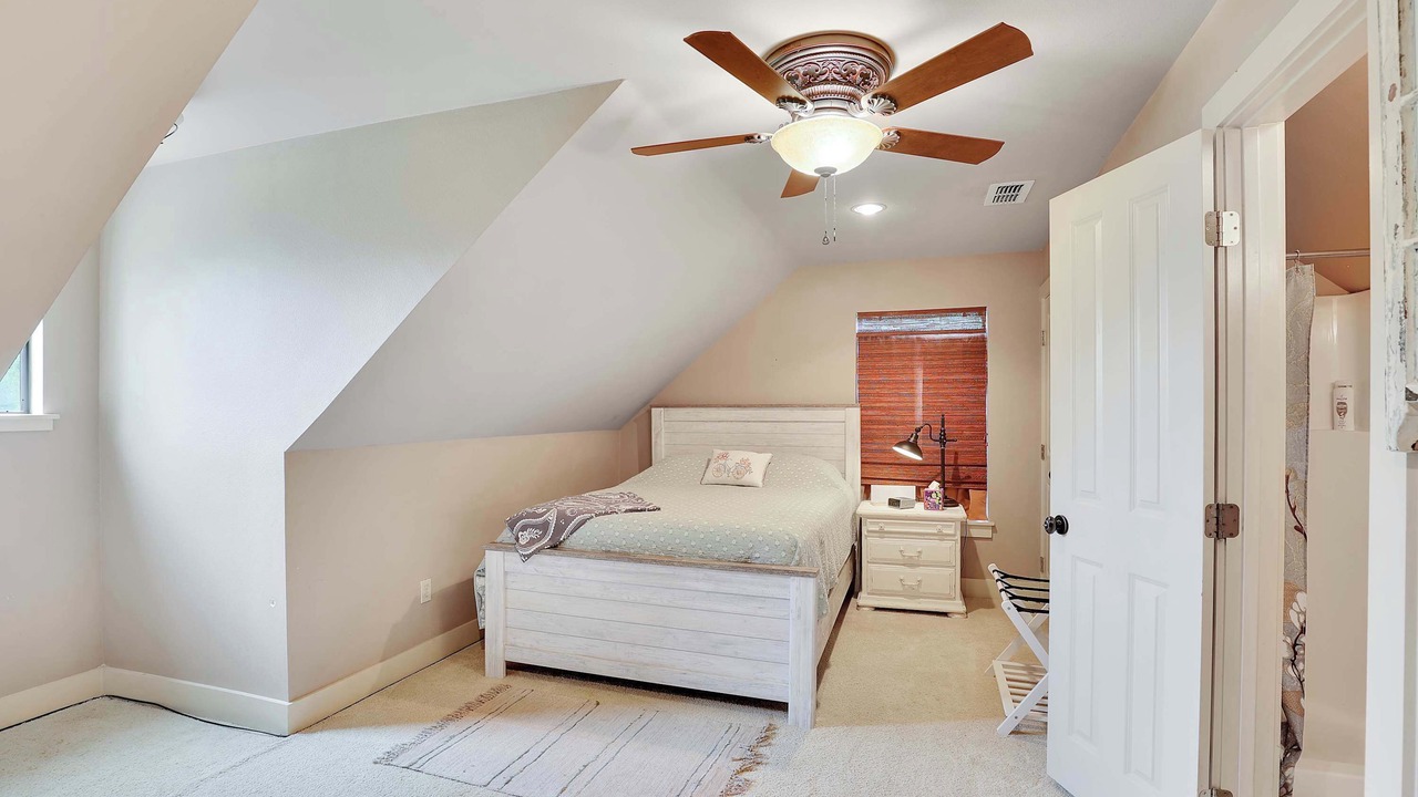 Photo of Bedroom in Harrison County