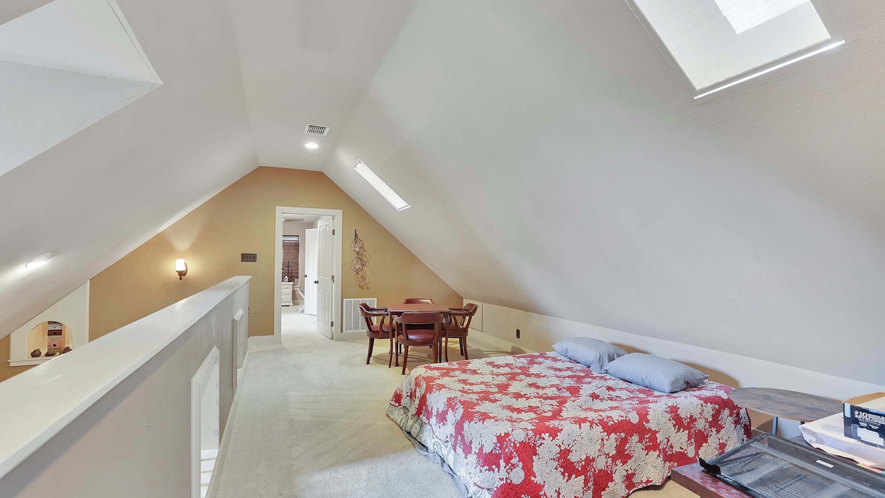 Photo of Bedroom in Harrison County