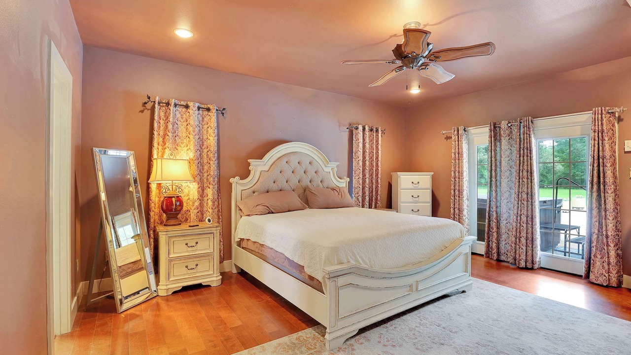 Photo of Bedroom in Harrison County