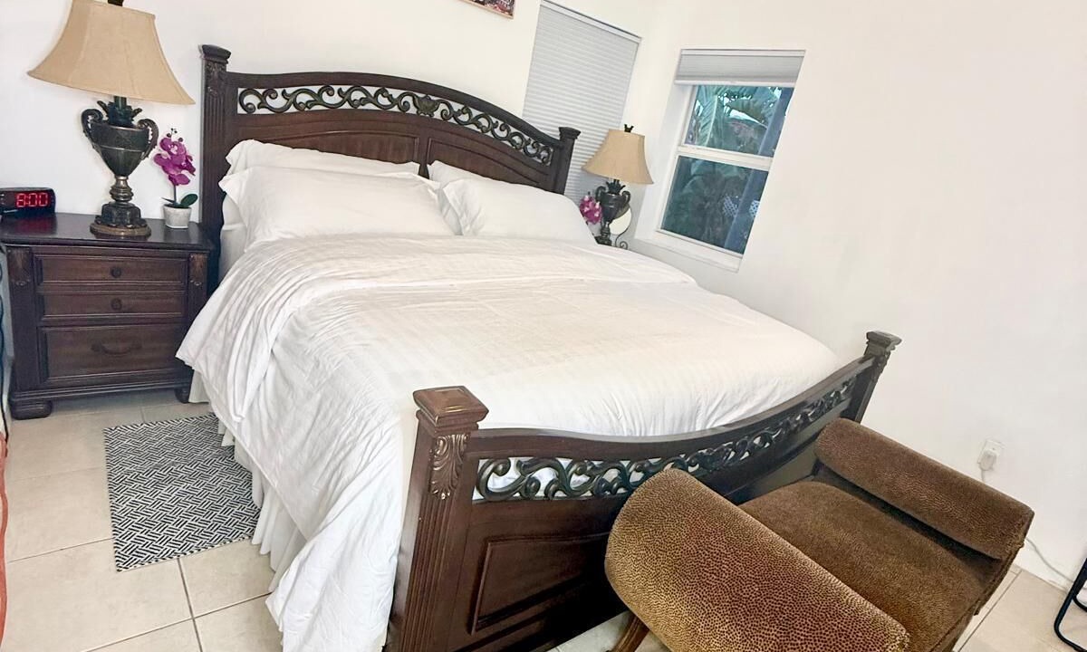 Photo of Bedroom in Miami Shores