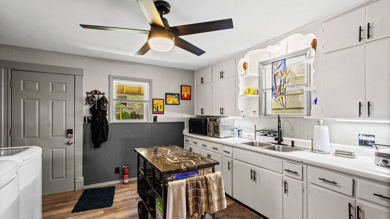 Photo of Kitchen in Columbus Park