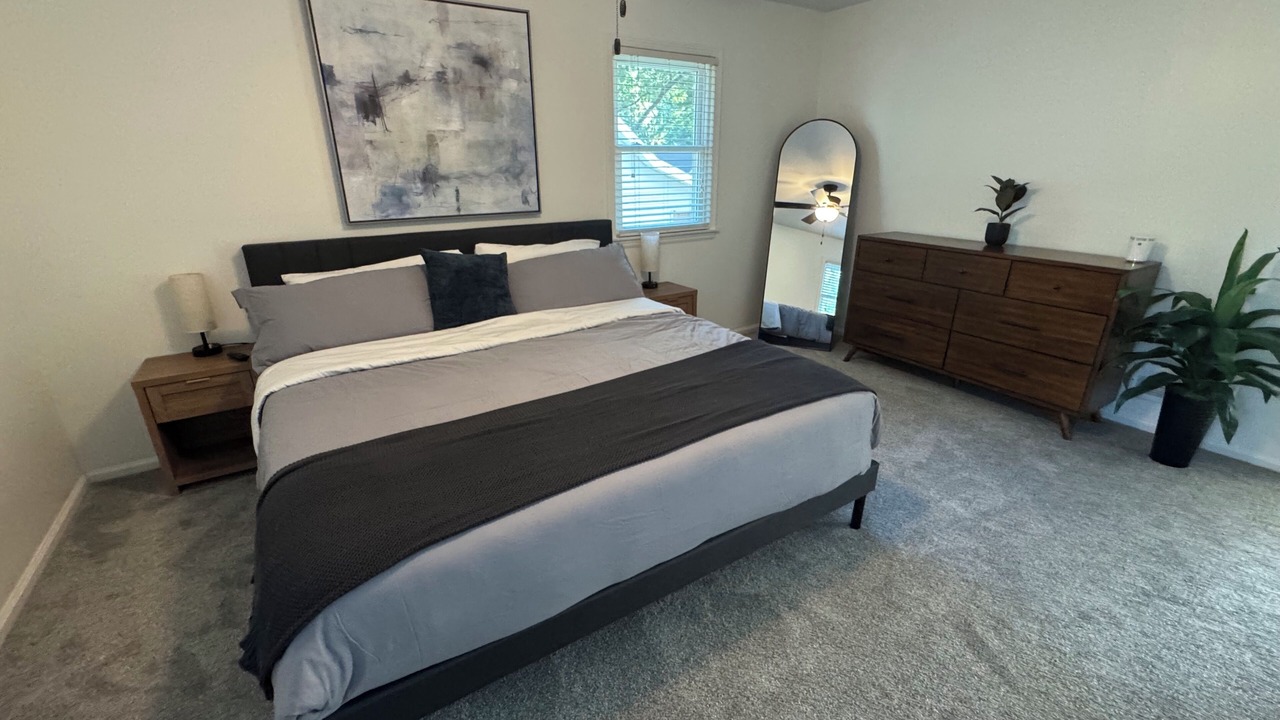 Photo of Bedroom in Grandview