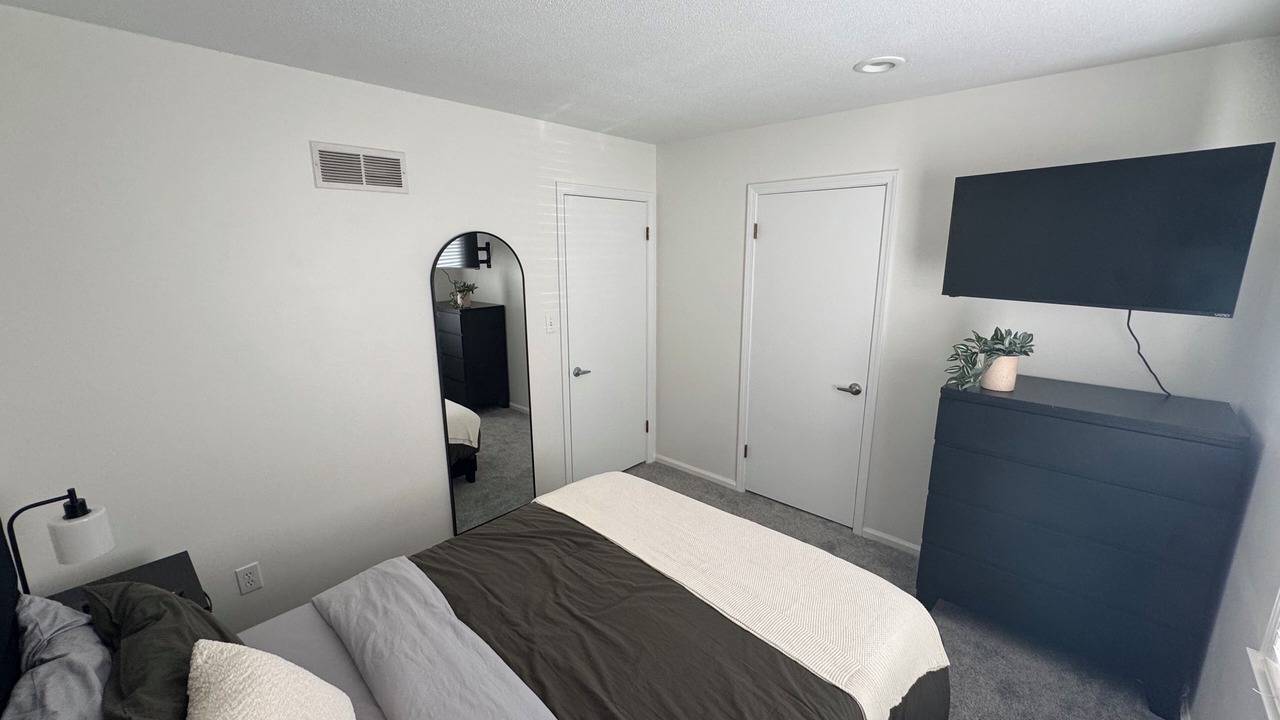 Photo of Bedroom in Grandview