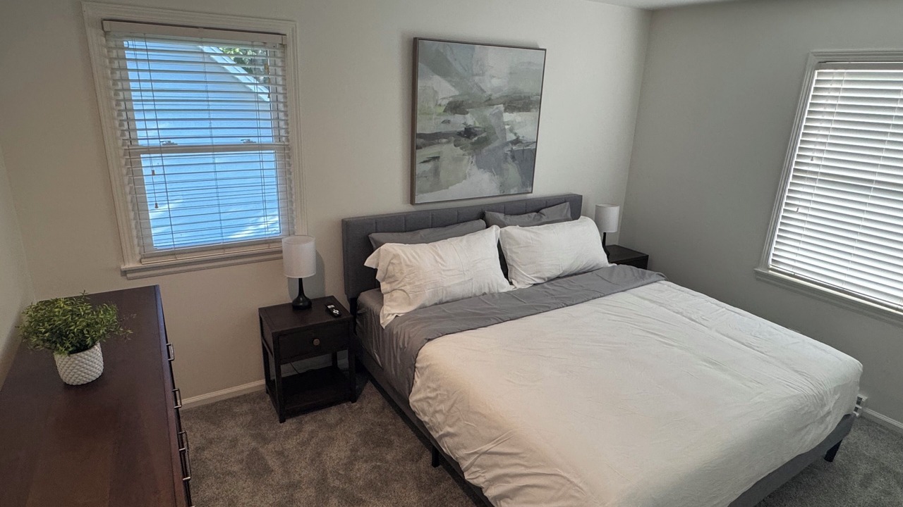 Photo of Bedroom in Grandview