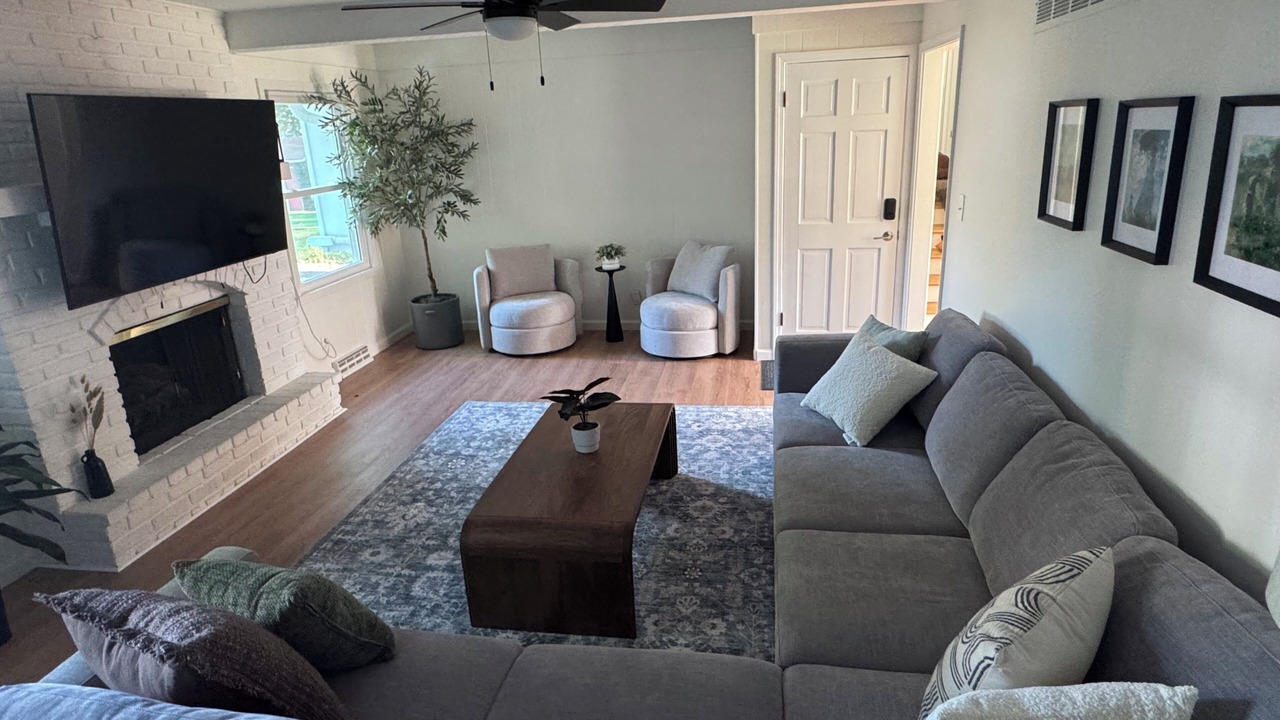 Photo of Livingroom in Grandview