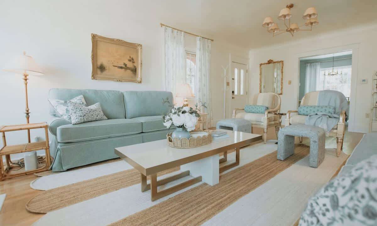 Photo of Livingroom in Downtown Albuquerque