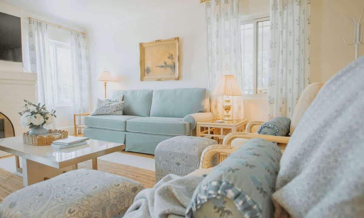 Photo of Livingroom in Downtown Albuquerque