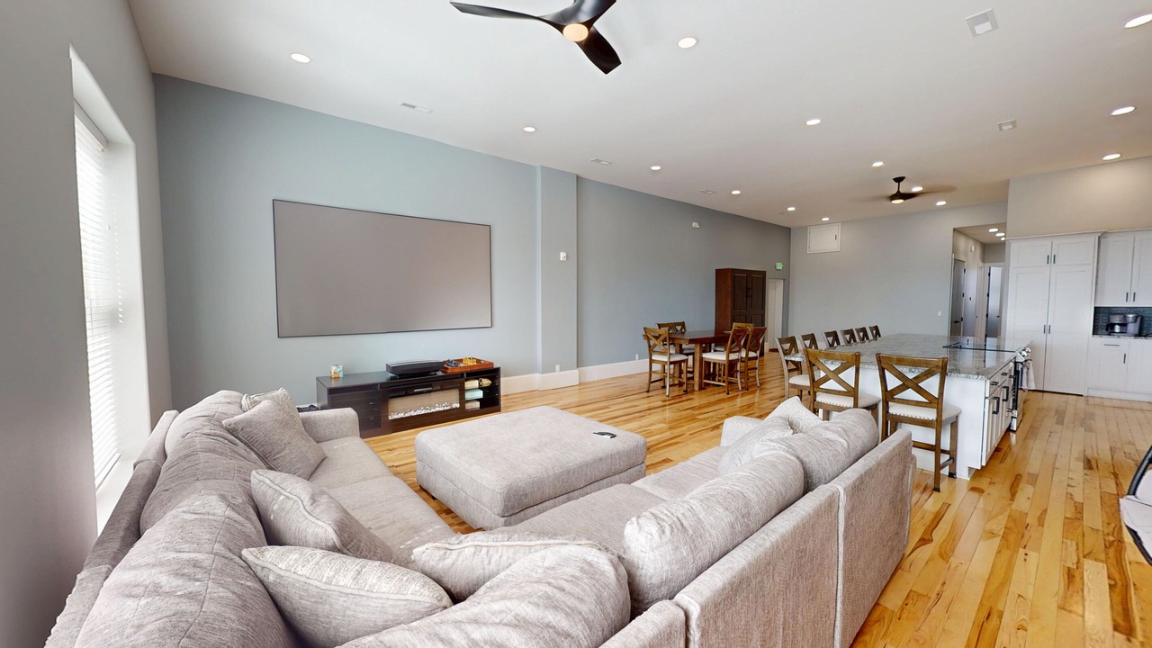 Photo of Livingroom in Hays