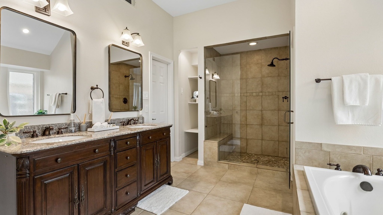 Photo of Bathroom in Colleyville