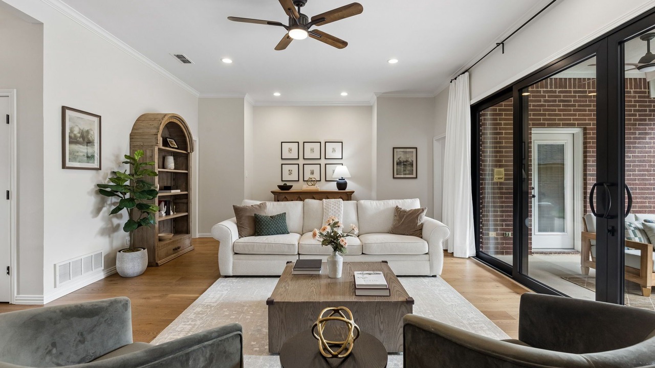 Photo of Livingroom in Colleyville