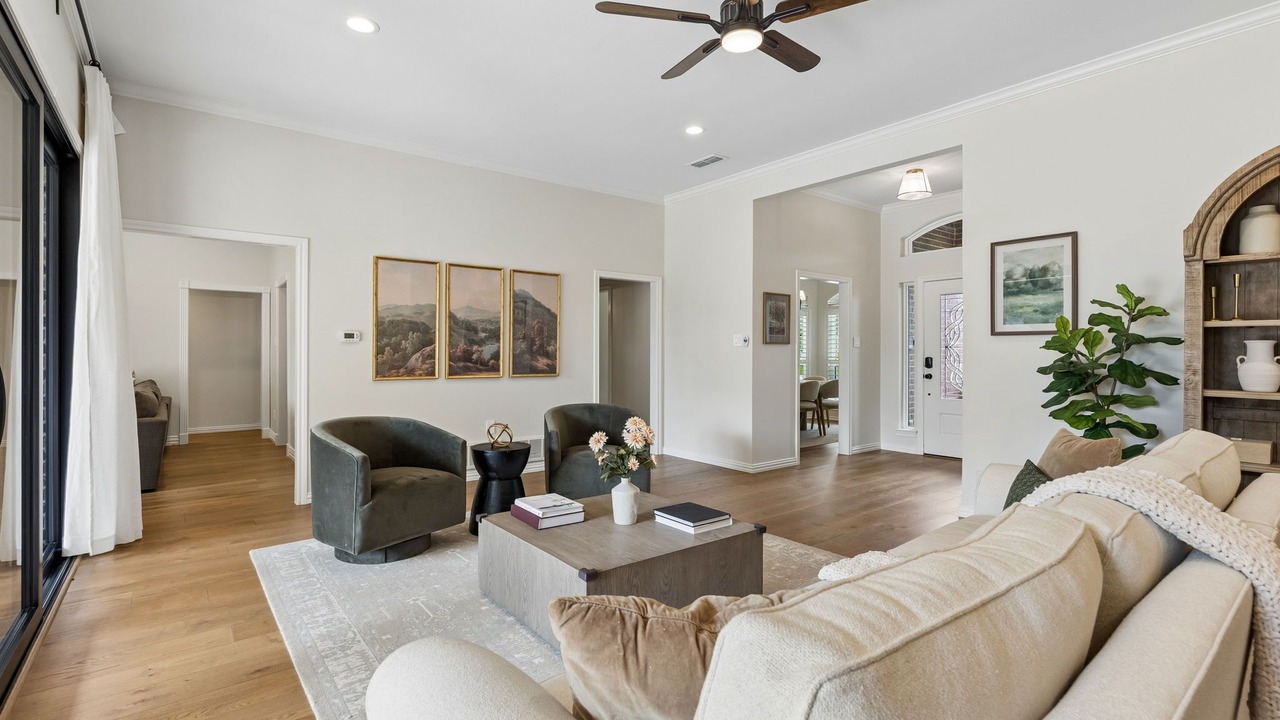 Photo of Livingroom in Colleyville