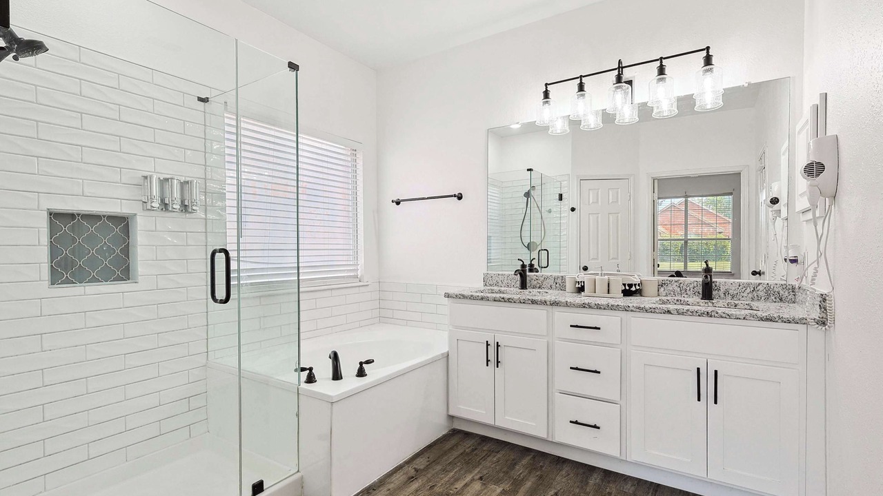 Photo of Bathroom in DeSoto