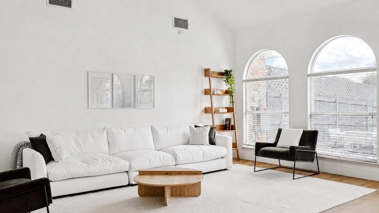 Photo of Livingroom in DeSoto