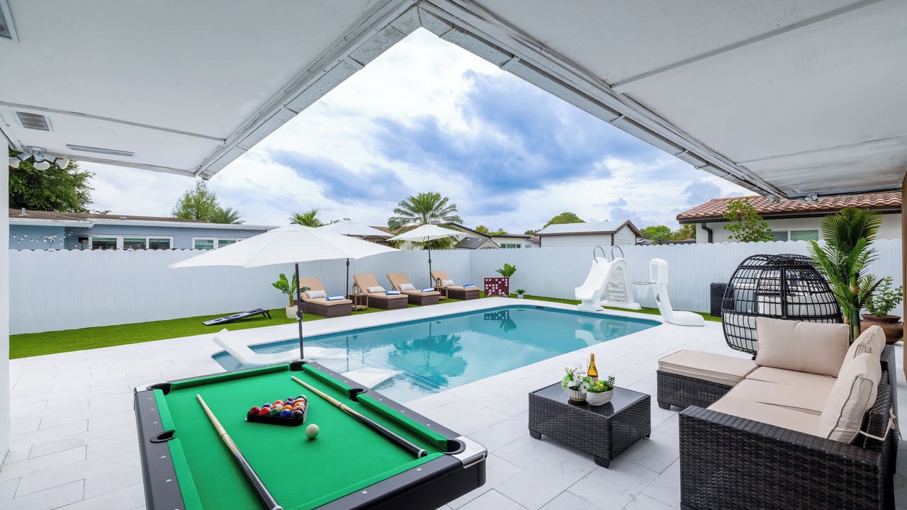 Photo of Outdoor in Pembroke Pines