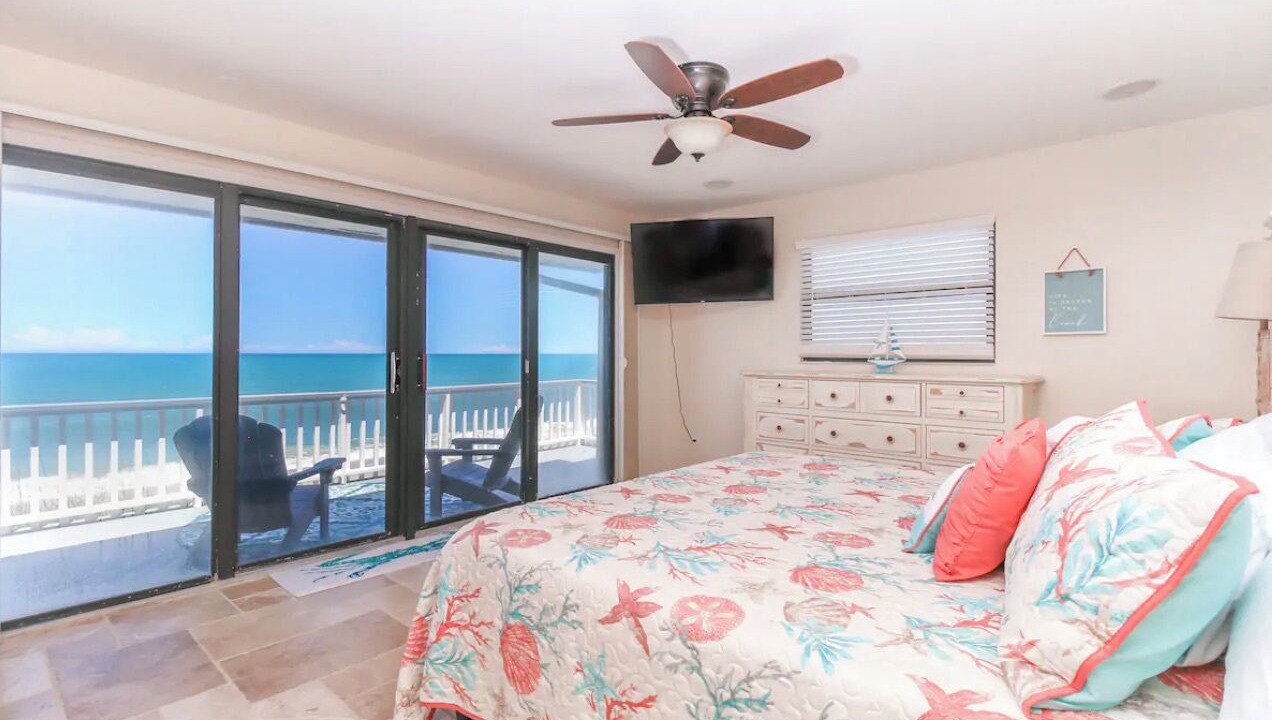 Photo of Bedroom in Melbourne Beach