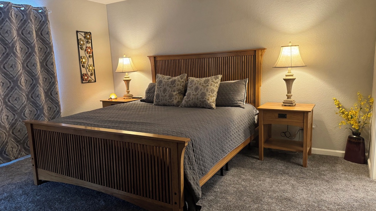 Photo of Bedroom in Corrales