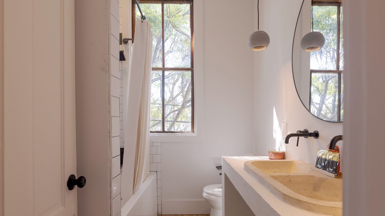 Photo of Bathroom in Galveston